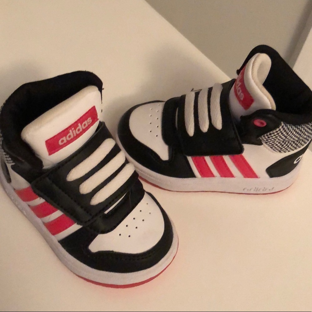 Addidas Sneakers